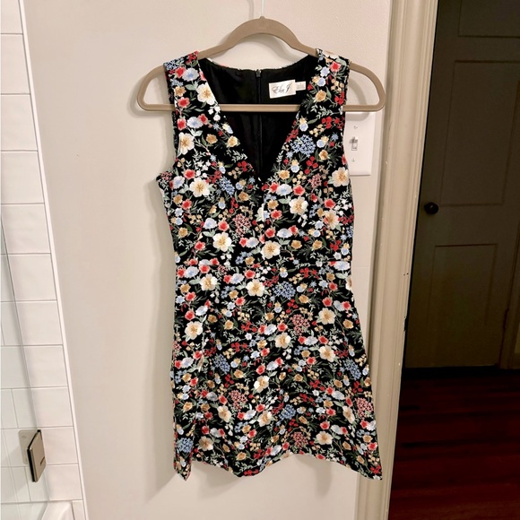 Black floral mini dress - Picture 1 of 1